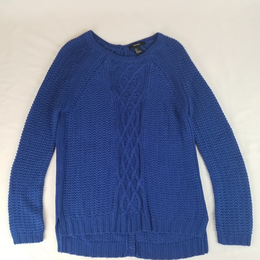 ❤ 3/$35 Forever 21 Sweater